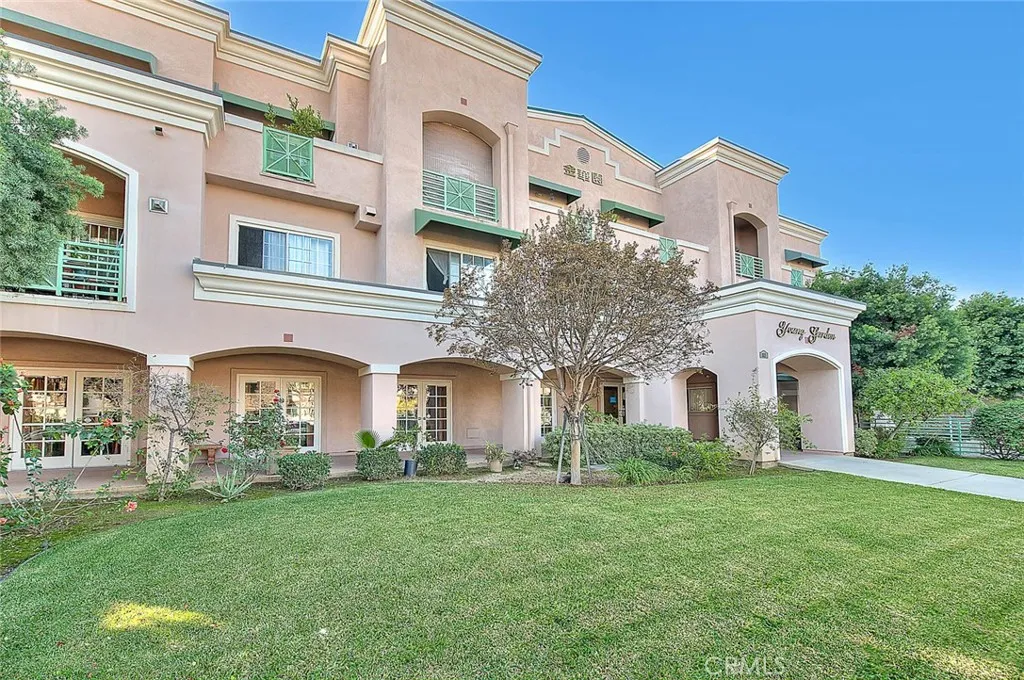 303 N Nicholson Avenue 108, Monterey Park, California 91755 home-pic-0