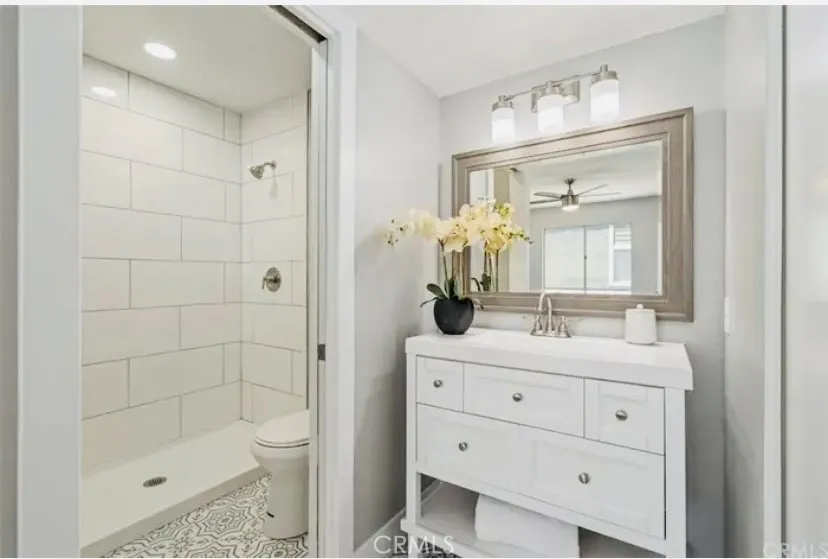 26972 Flo 305, Canyon Country, California 91351 home-pic-7