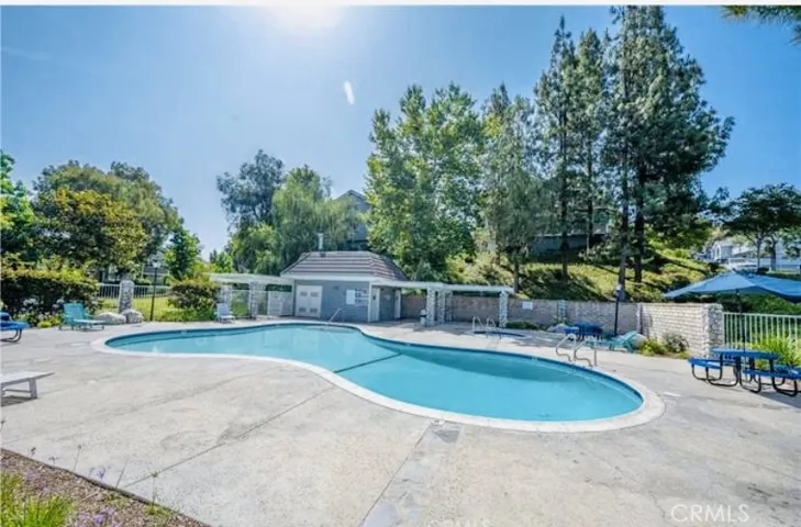 26972 Flo 305, Canyon Country, California 91351