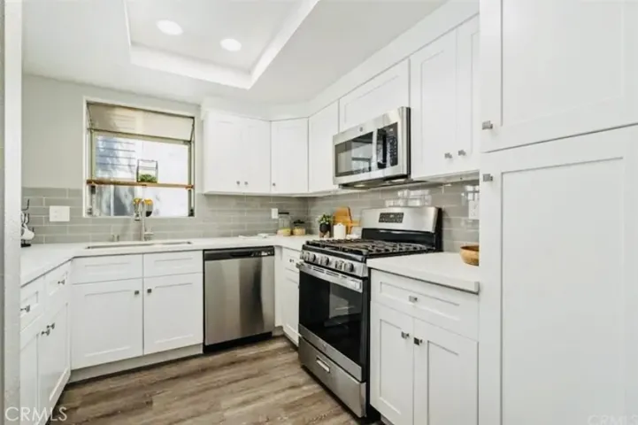 26972 Flo 305, Canyon Country, California 91351