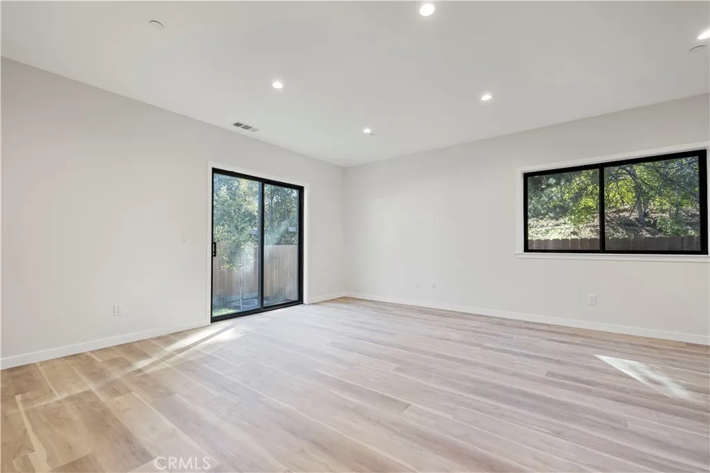 4208 New York Ave, La Crescenta, California 91214 home-pic-34
