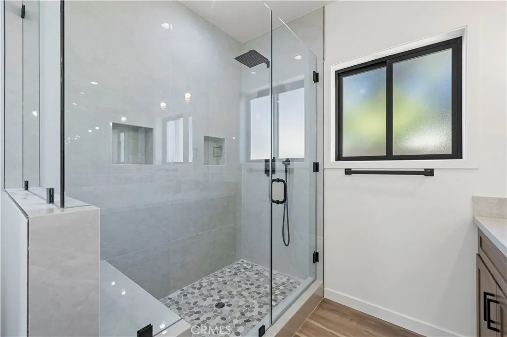 4208 New York Ave, La Crescenta, California 91214 home-pic-20