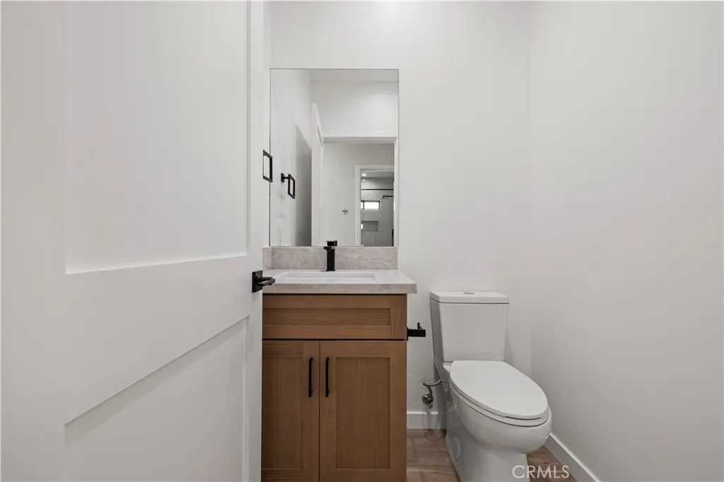 4208 New York Ave, La Crescenta, California 91214 home-pic-32