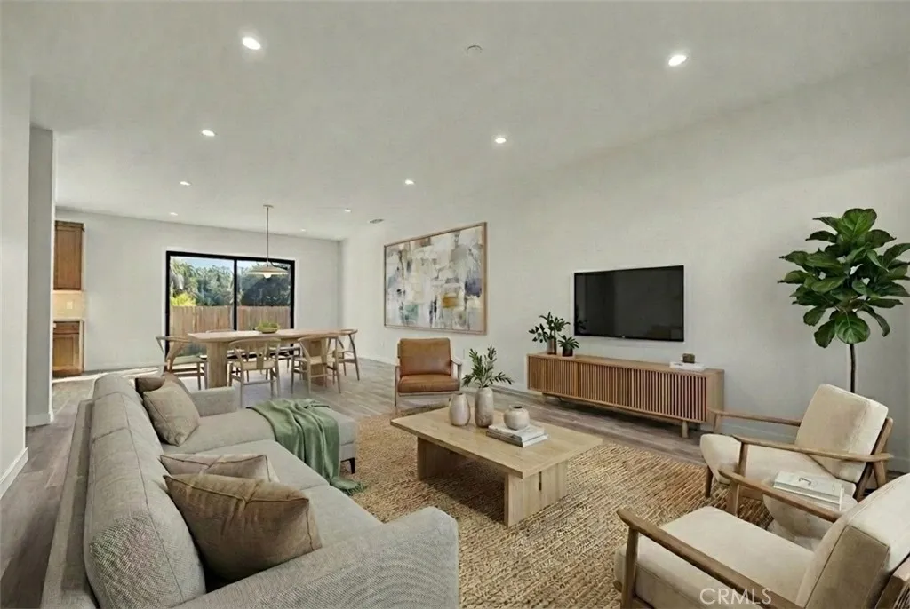 4208 New York Ave, La Crescenta, California 91214 home-pic-0
