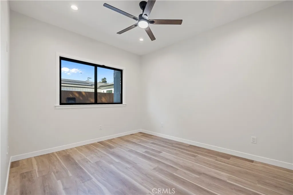 4208 New York Ave, La Crescenta, California 91214 home-pic-35