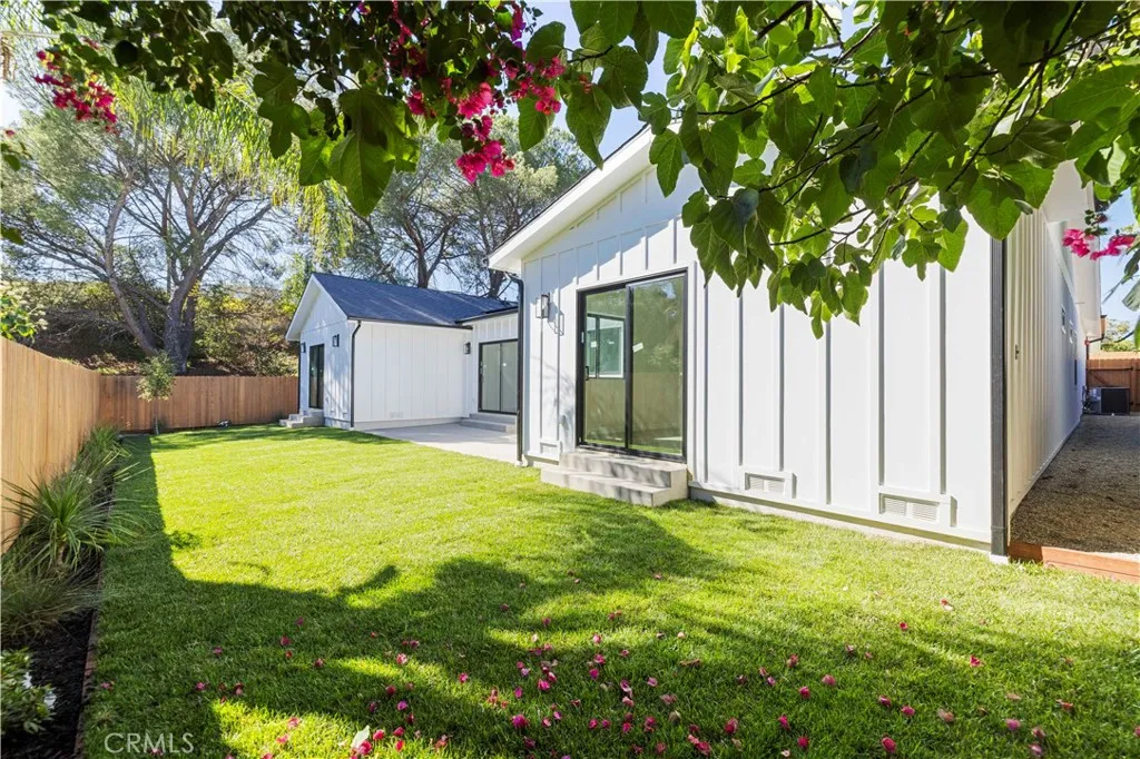 4210 New York Ave, La Crescenta, California 91214 home-pic-28