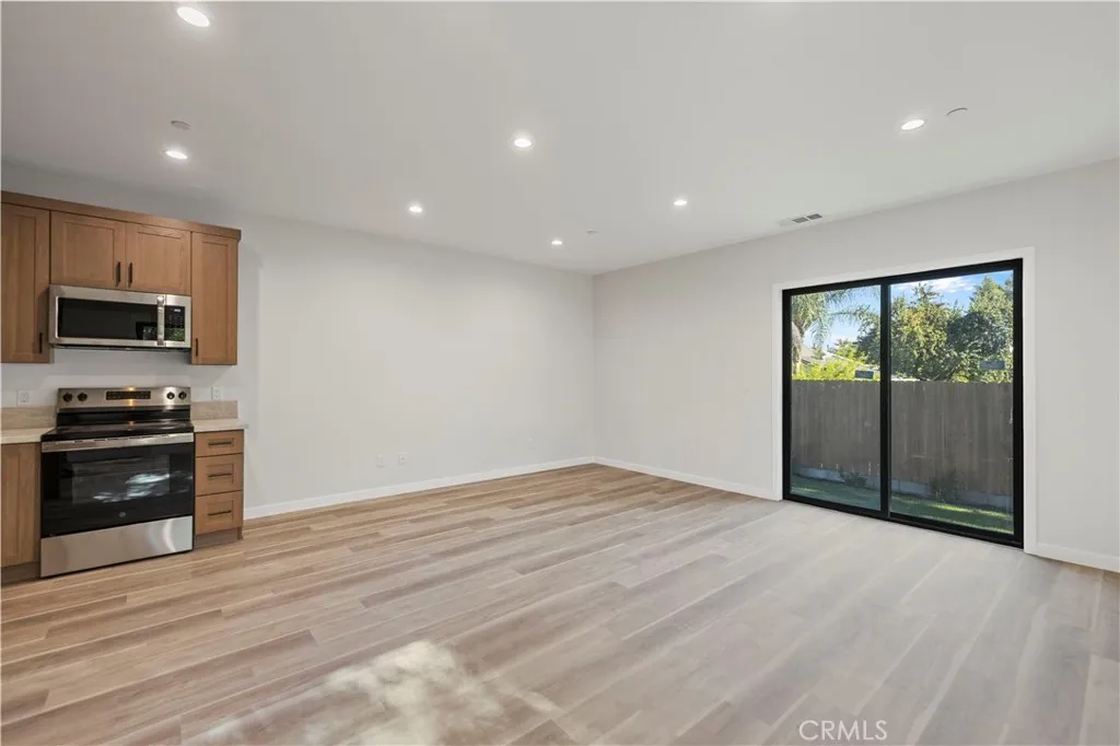4210 New York Ave, La Crescenta, California 91214 home-pic-34