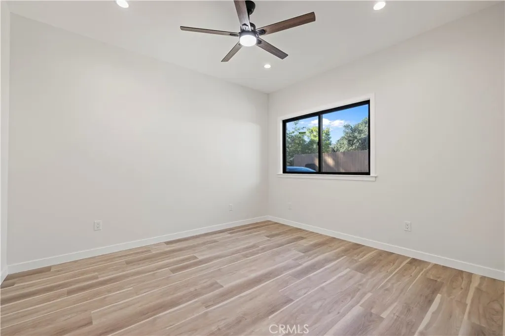 4210 New York Ave, La Crescenta, California 91214 home-pic-21
