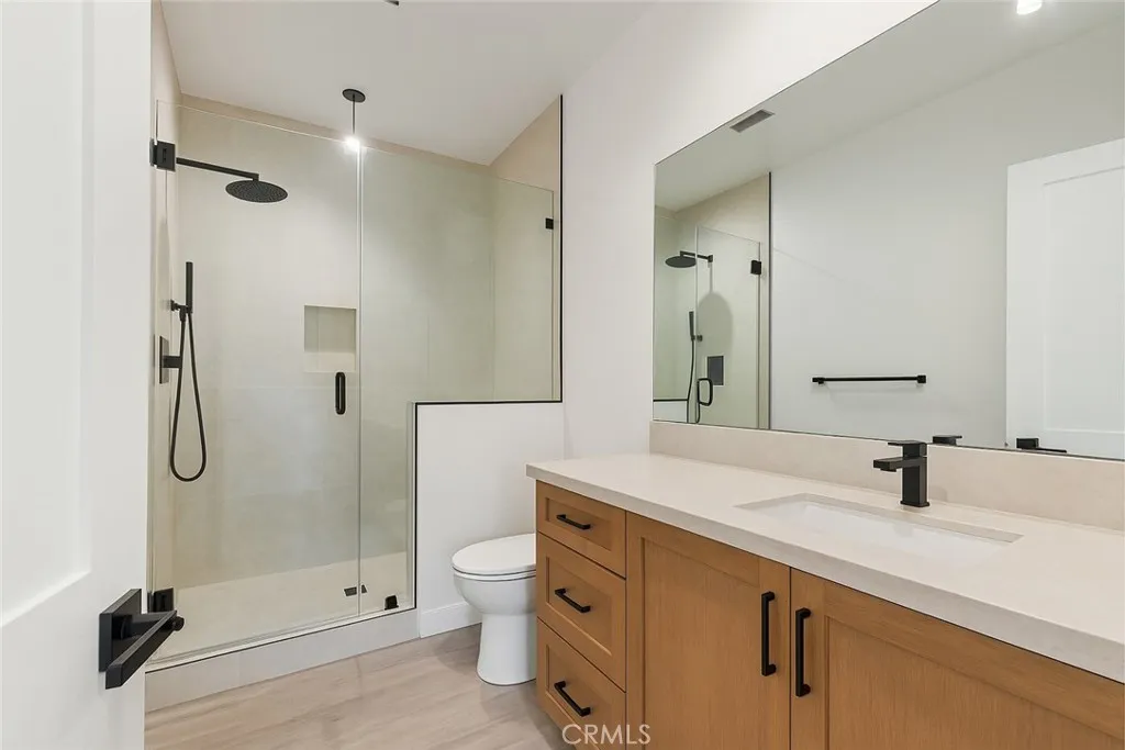 4210 New York Ave, La Crescenta, California 91214 home-pic-37