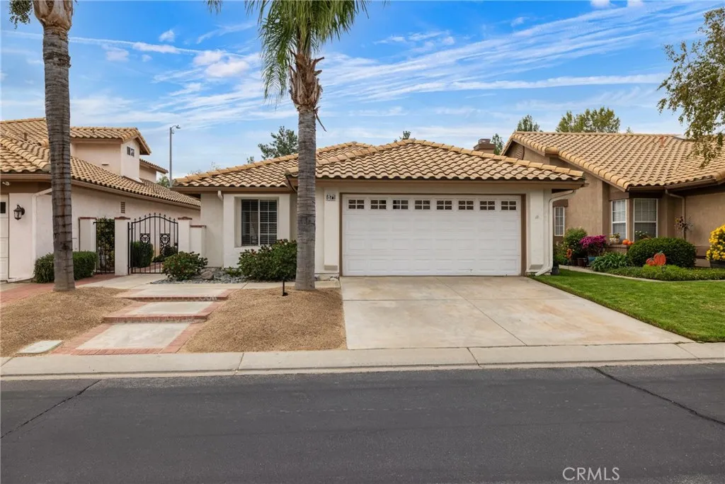 871 Cypress Point, Banning, California 92220 home-pic-1