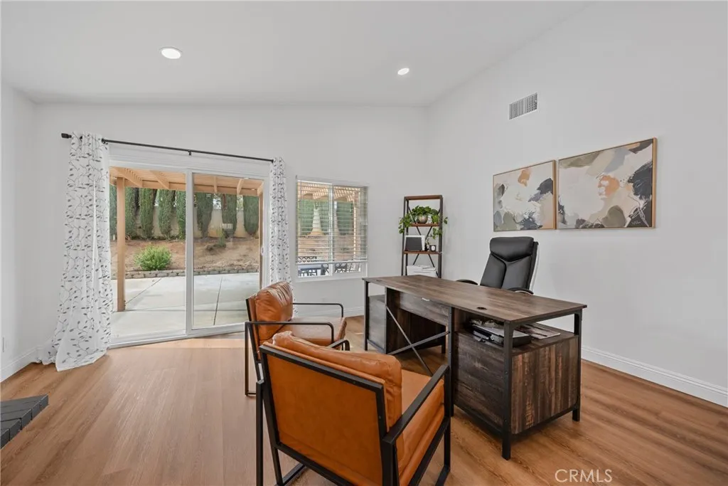 871 Cypress Point, Banning, California 92220 home-pic-12