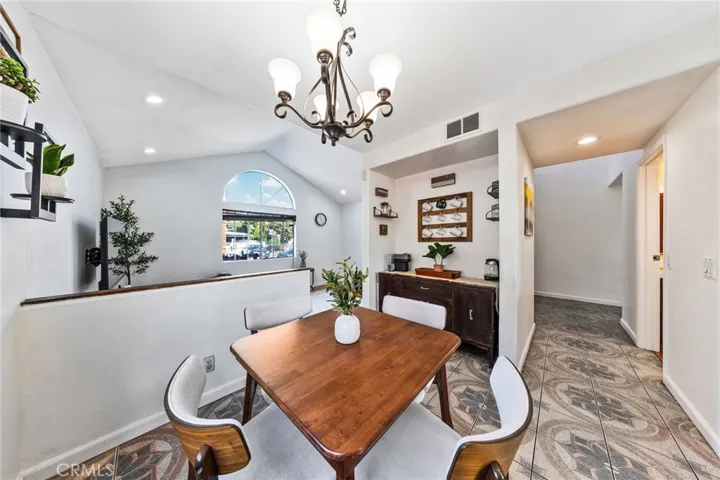 1732 E 61st, Los Angeles, California 90001