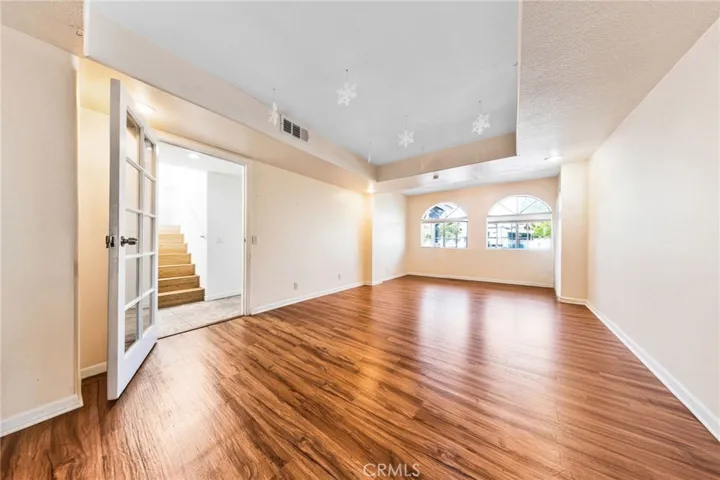 1732 E 61st, Los Angeles, California 90001