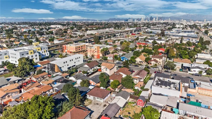 1732 E 61st, Los Angeles, California 90001
