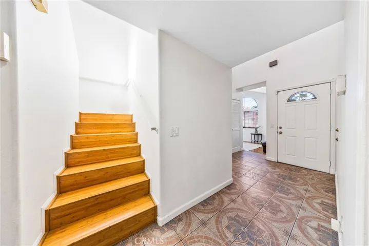 1732 E 61st, Los Angeles, California 90001