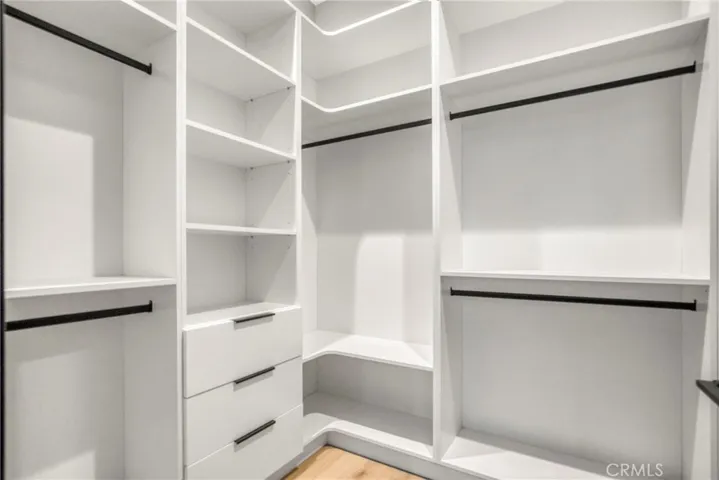 20520 Sherman Way, Winnetka, California 91306
