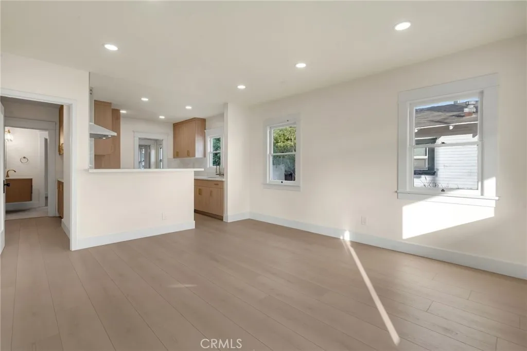 4027 E 11th, Long Beach, California 90804 home-pic-27