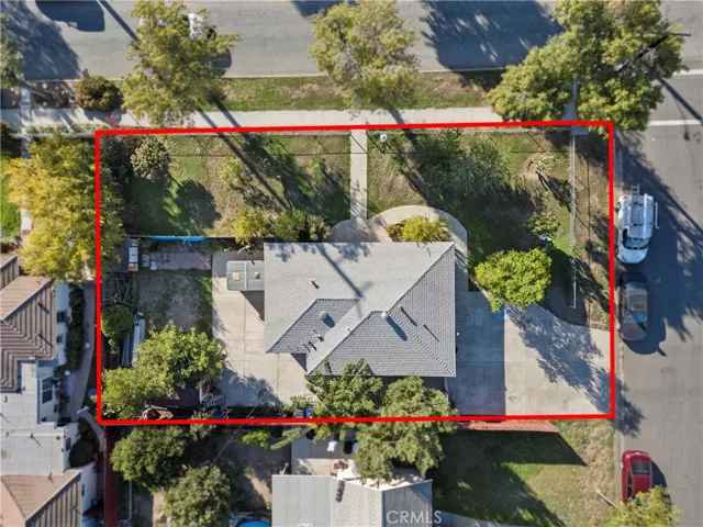 7035 sq.ft lot