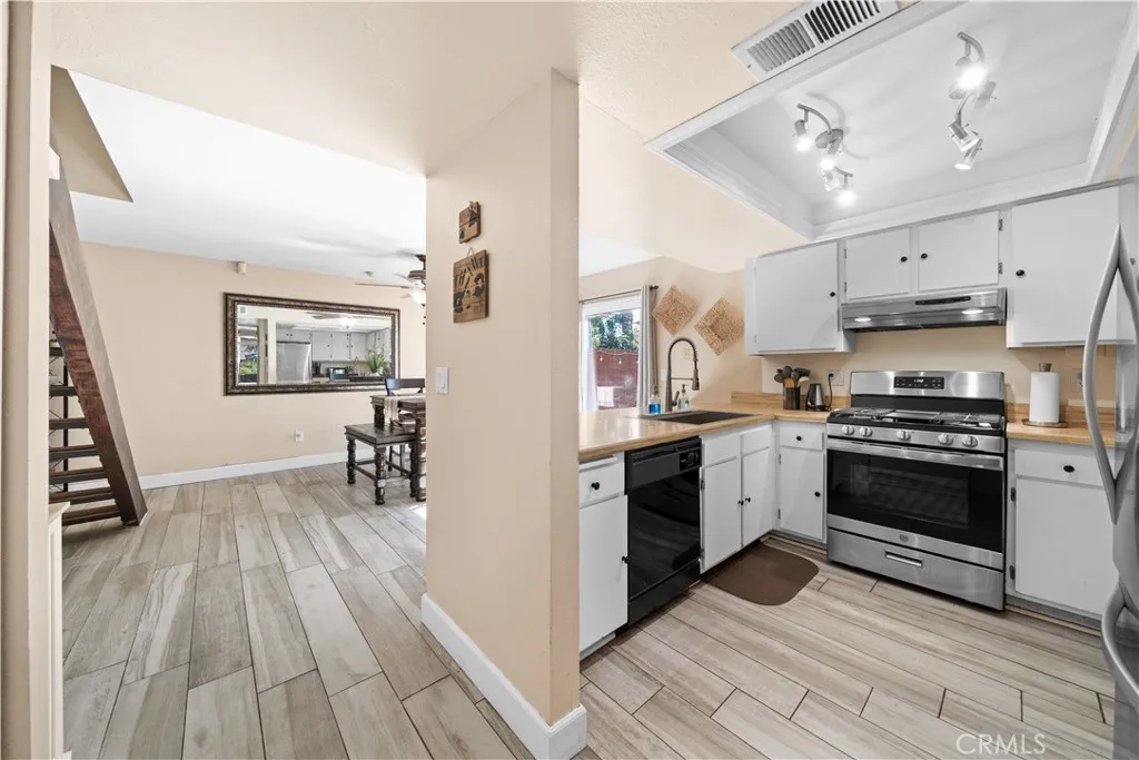1136 Calle Adra, Duarte, California 91010 home-pic-12