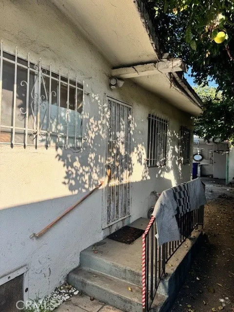 6208 Santa Fe, Huntington Park, California 90255 home-pic-13
