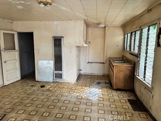 6208 Santa Fe, Huntington Park, California 90255 home-pic-6