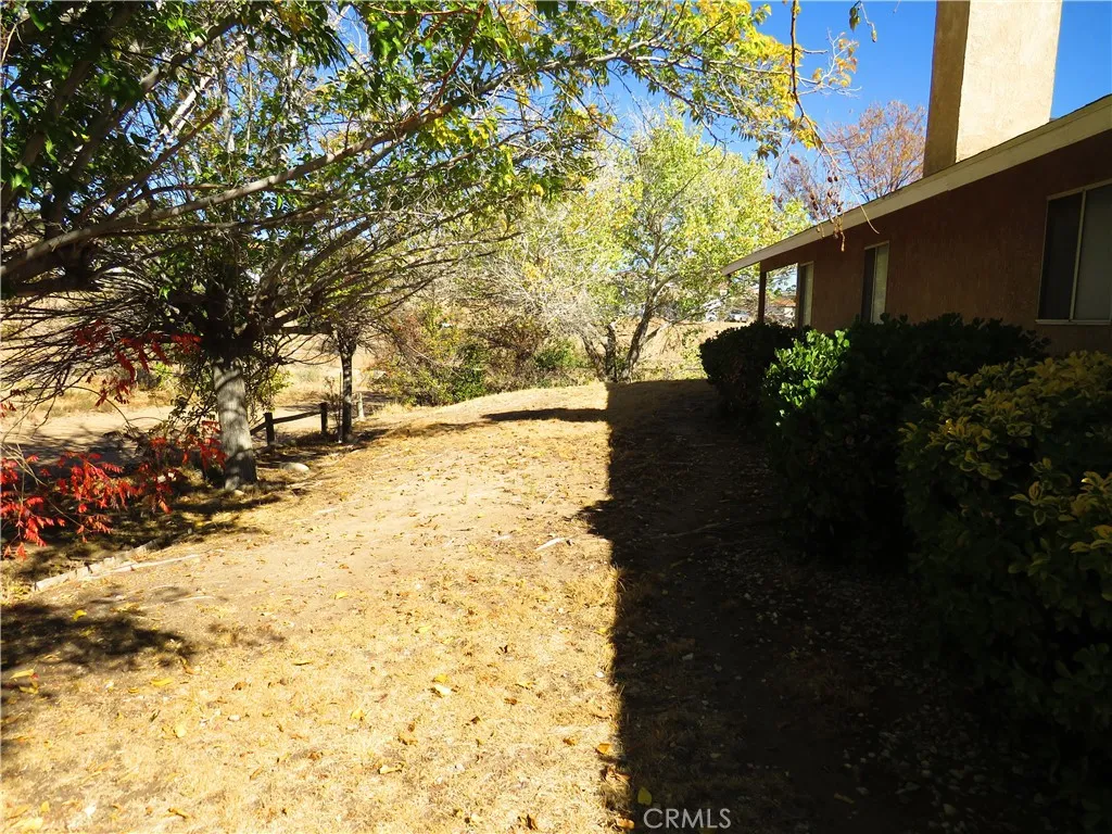 10936 Moreno, Hesperia, California 92345 home-pic-19