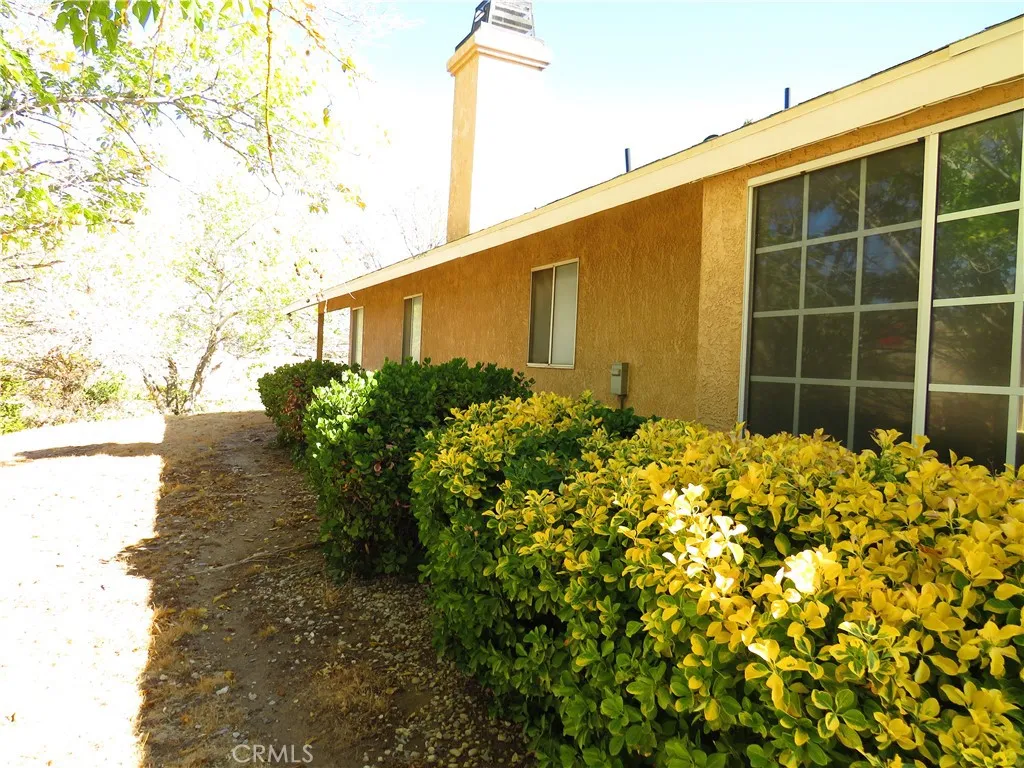 10936 Moreno, Hesperia, California 92345 home-pic-18