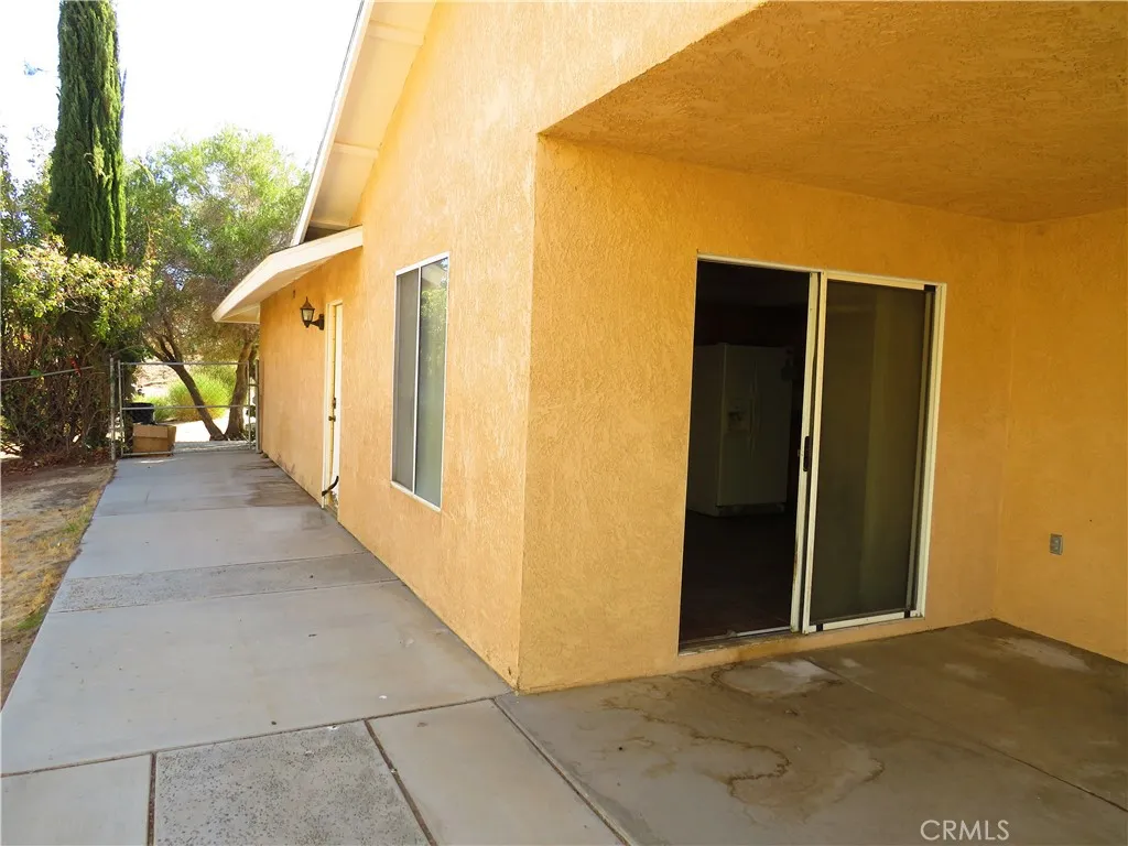 10936 Moreno, Hesperia, California 92345 home-pic-16