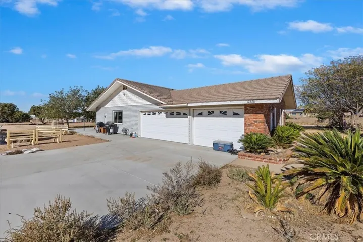 12876 Cedar Street, Hesperia, California 92344