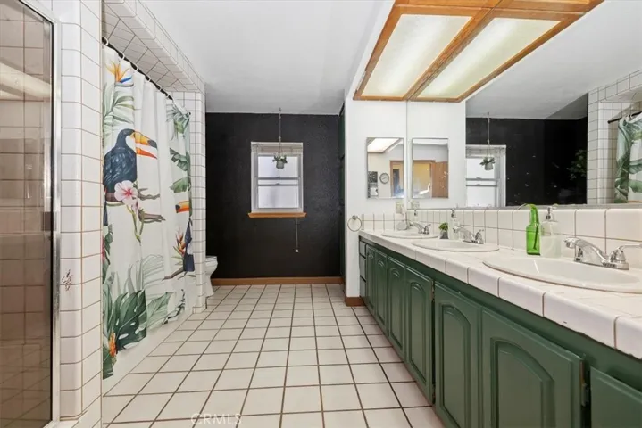 12876 Cedar Street, Hesperia, California 92344