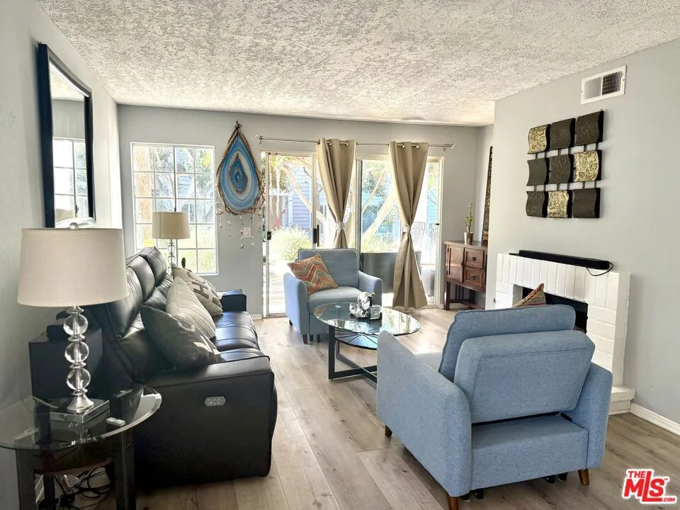 1306 W Park Western Drive 137, San Pedro, California 90732 home-pic-4