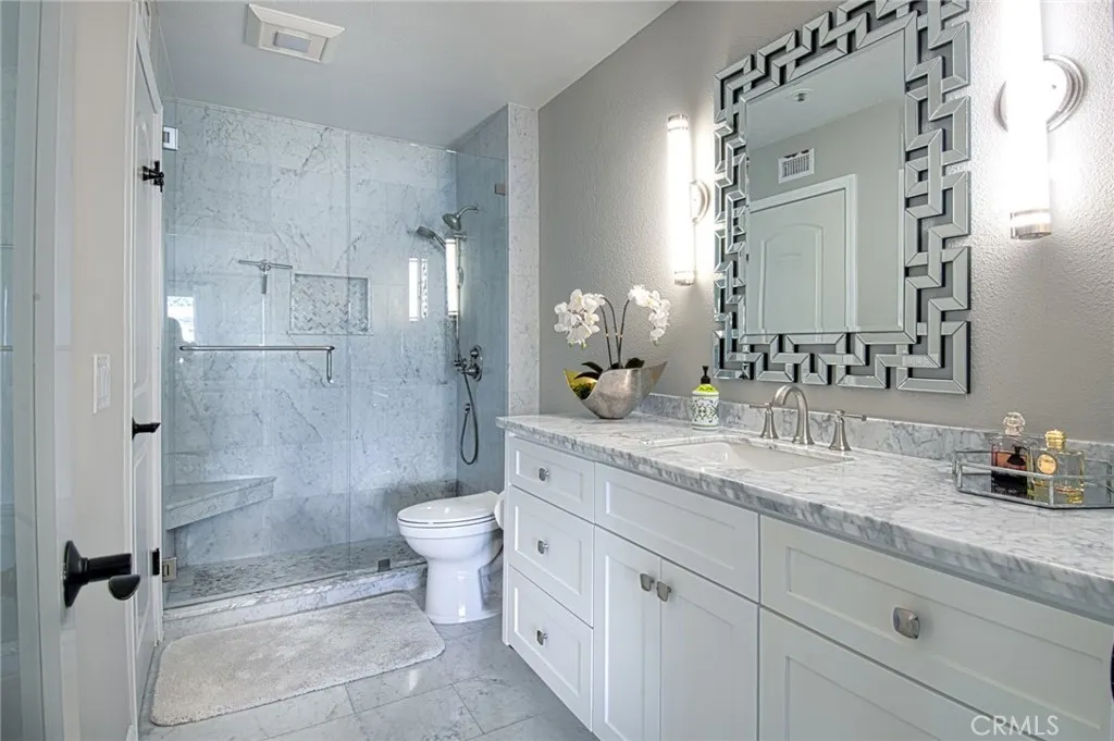220 Nice Lane 215, Newport Beach, California 92663 home-pic-14