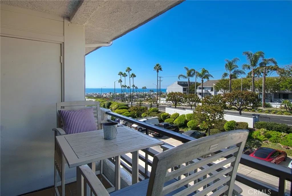 220 Nice Lane 215, Newport Beach, California 92663 home-pic-0