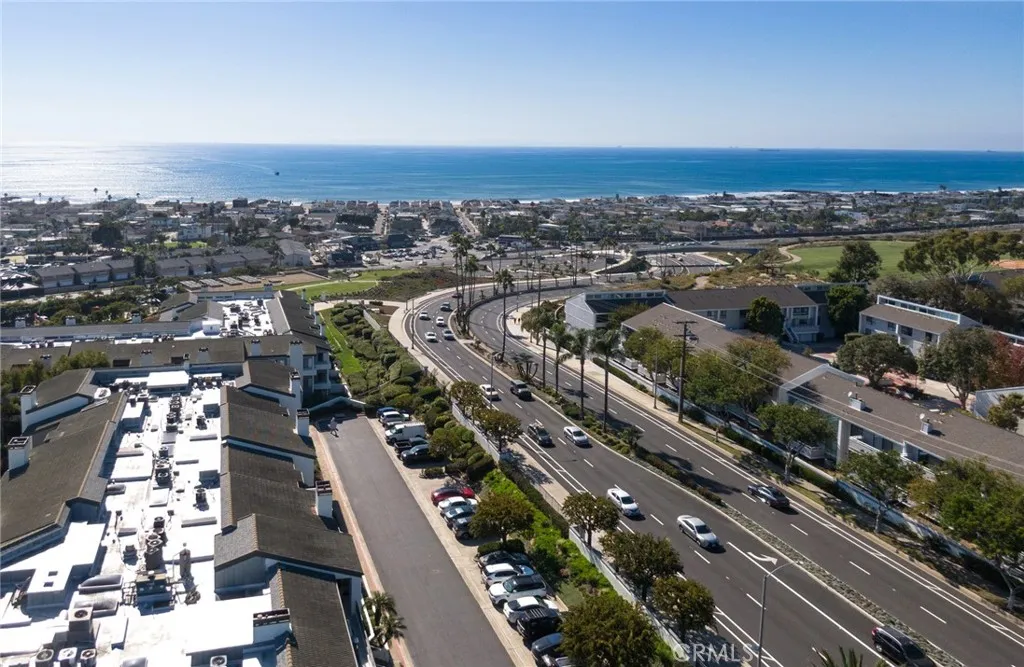220 Nice Lane 215, Newport Beach, California 92663 home-pic-23