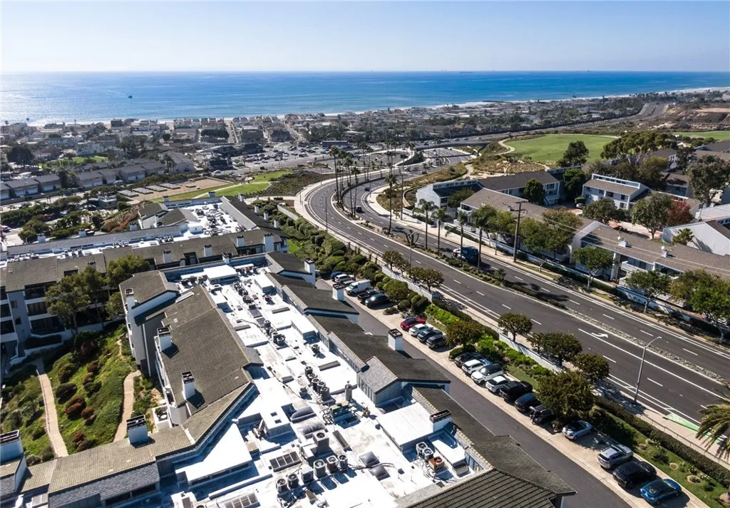 220 Nice Lane 215, Newport Beach, California 92663 home-pic-25