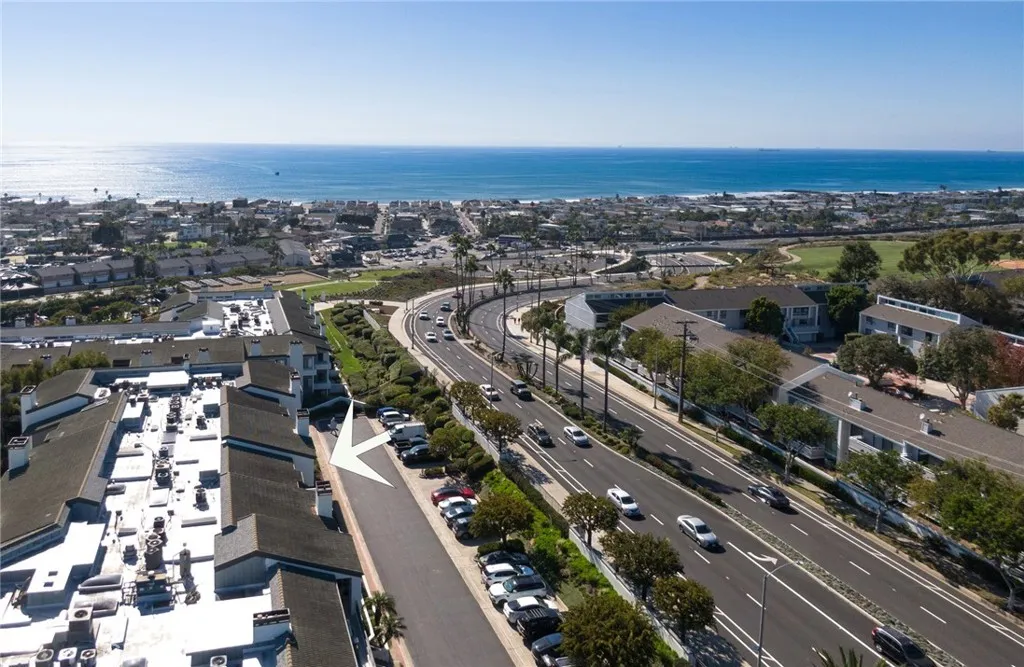 220 Nice Lane 215, Newport Beach, California 92663 home-pic-22