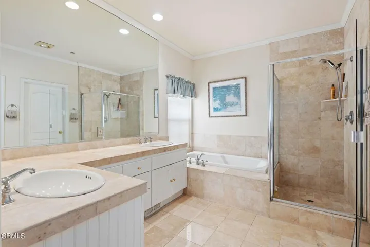 18-web-or-mls-18 - Priimary Bathroom