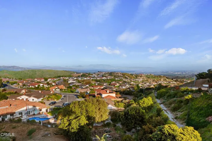 10-web-or-mls-10 - Balcony Views