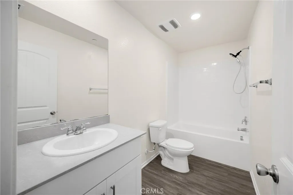 29046 Delores Lane, Winchester, California 92596 home-pic-6