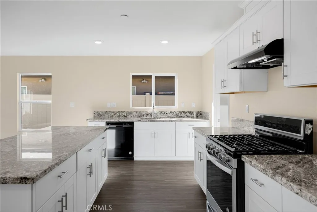 29046 Delores Lane, Winchester, California 92596 home-pic-16