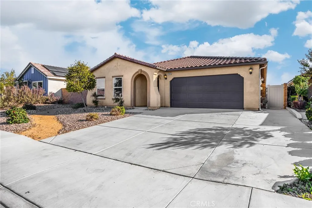 29046 Delores Lane, Winchester, California 92596 home-pic-1
