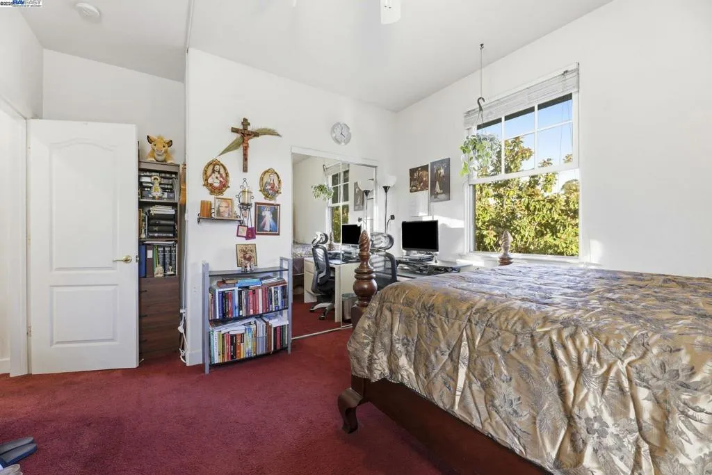 1136 Taraya Ter, Hercules, California 94547 home-pic-24