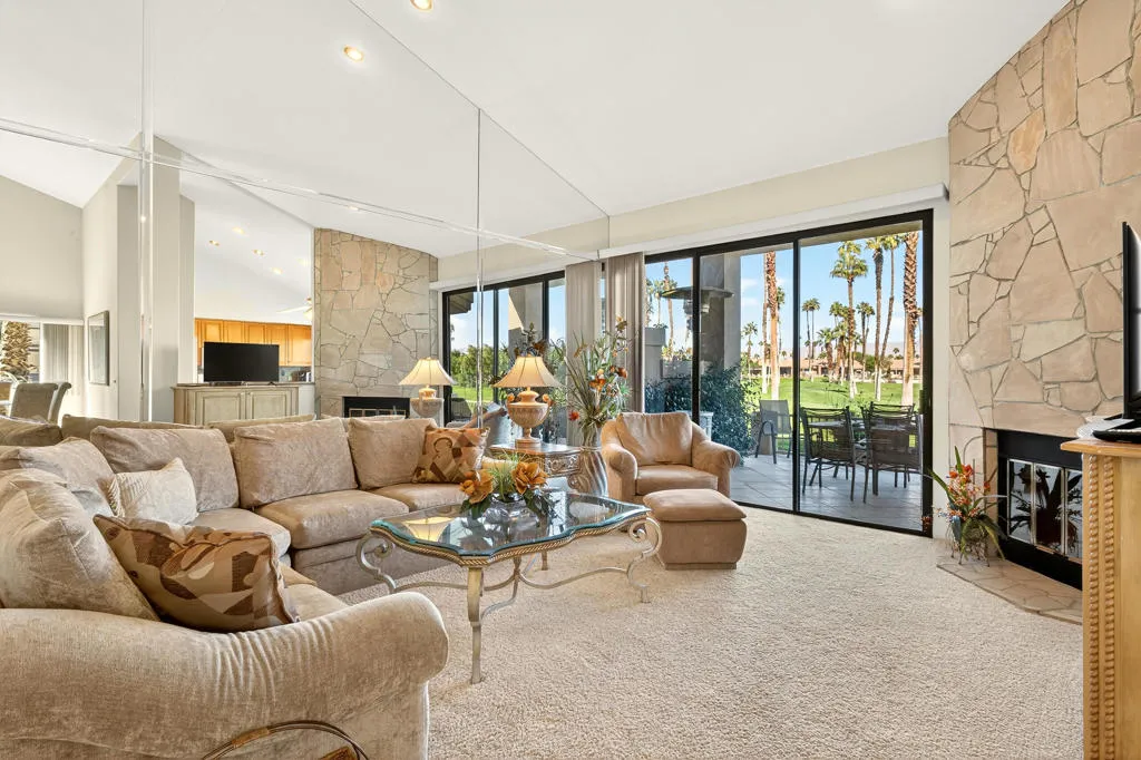 76232 Poppy Lane, Palm Desert, California 92211 home-pic-12