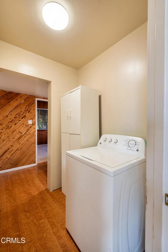 265 W Grandview Avenue, Sierra Madre, California 91024 home-pic-16