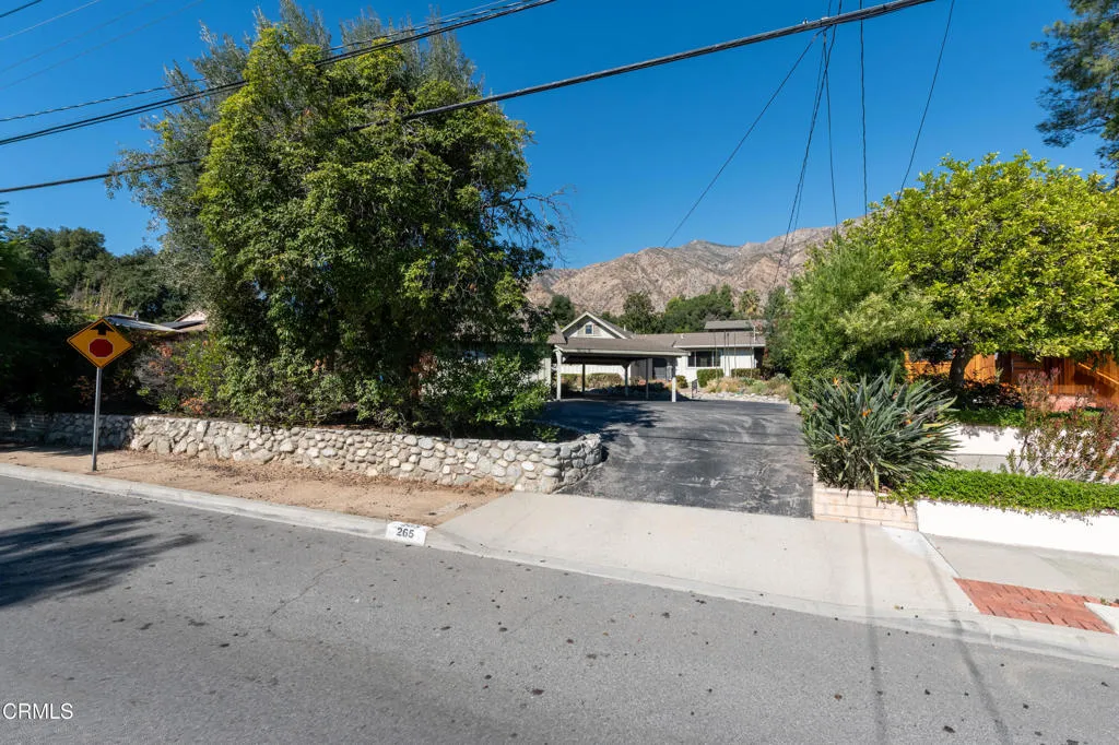 265 W Grandview Avenue, Sierra Madre, California 91024 home-pic-1