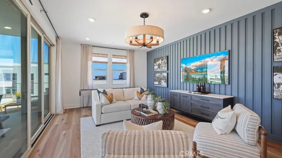 725 Walnut Terrace, Montebello, California 90640 home-pic-27