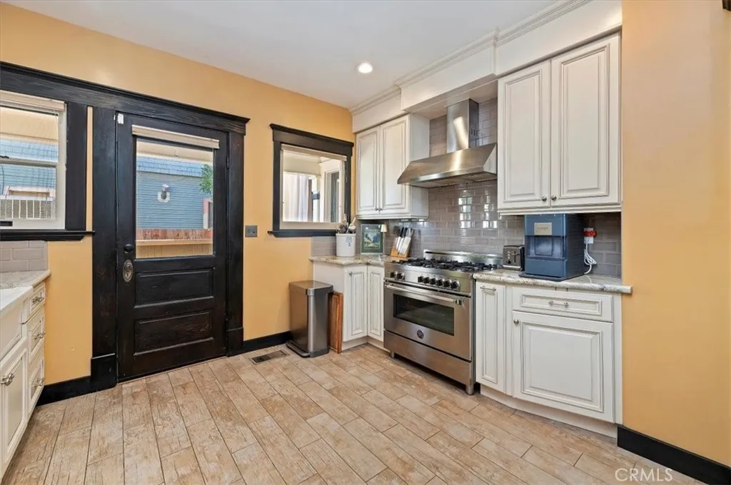 4161 University, Riverside, California 92501 home-pic-26
