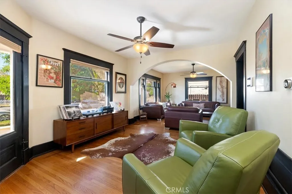 4161 University, Riverside, California 92501 home-pic-10