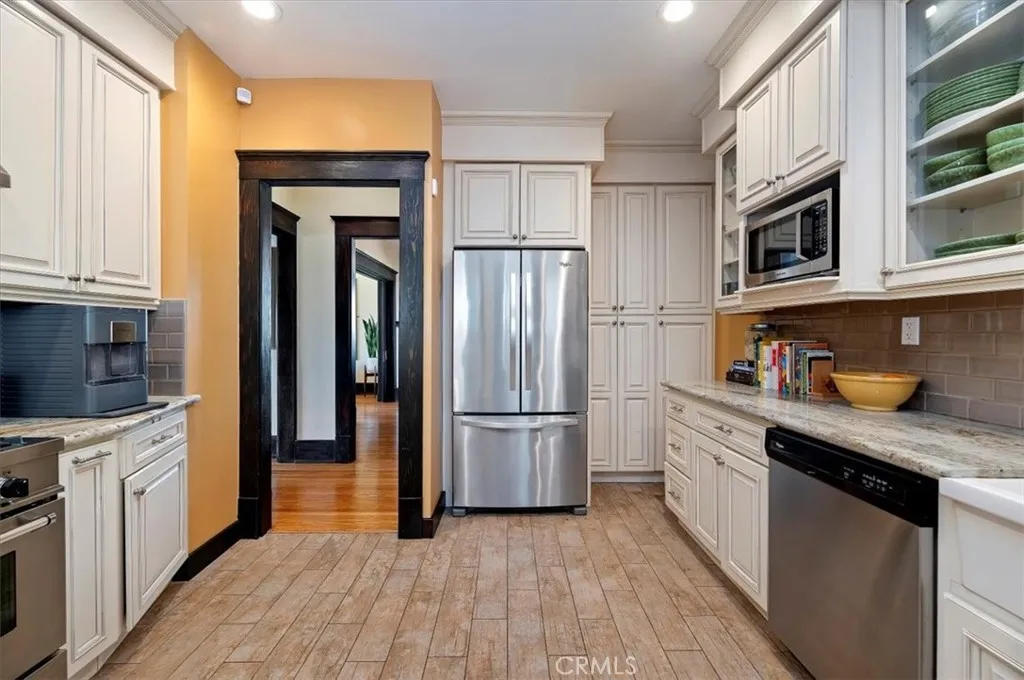 4161 University, Riverside, California 92501 home-pic-24