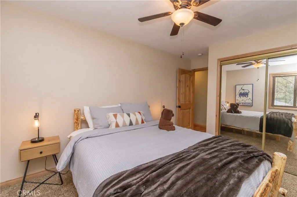 620 Villa Grove, Big Bear City, California 92315 home-pic-15